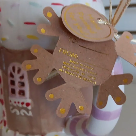 New!Viral Holly&Joy Gingerbread House Mug - Picture 5 of 5